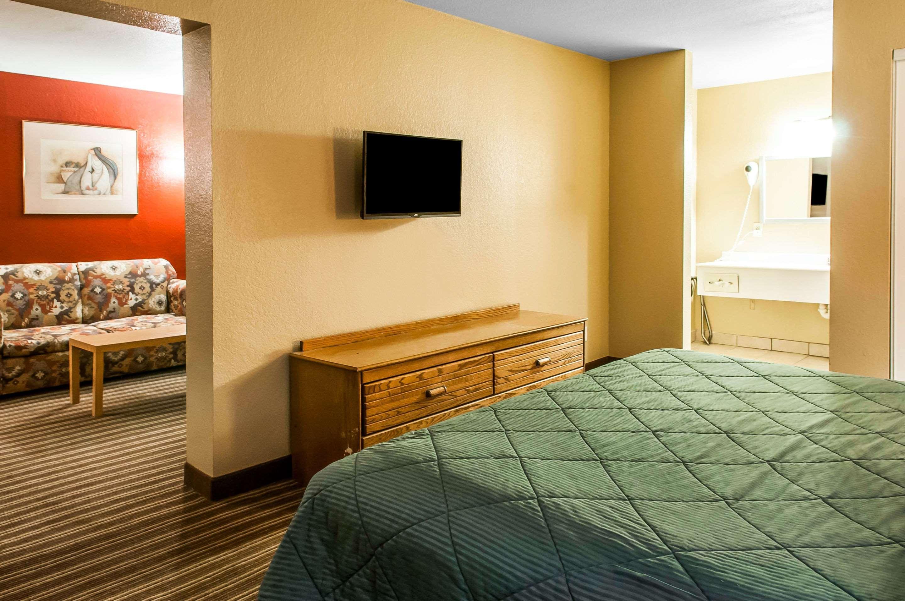 אלבוקרקי Rodeway Inn East מראה חיצוני תמונה
